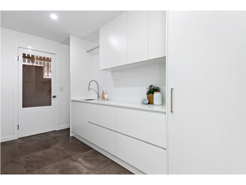 37 Coronation Street, Bardon QLD 4065