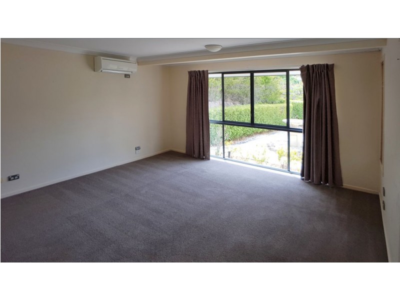 19 Kulki Place, Chapel Hill QLD 4069