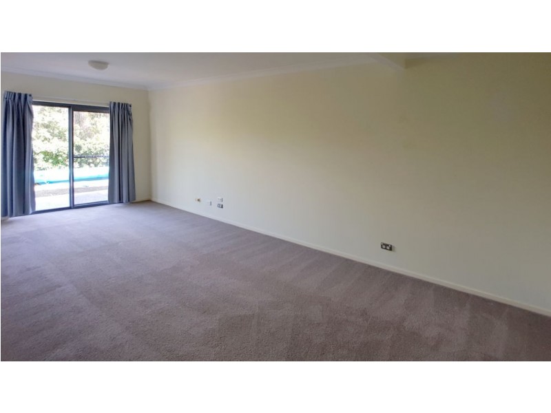 19 Kulki Place, Chapel Hill QLD 4069