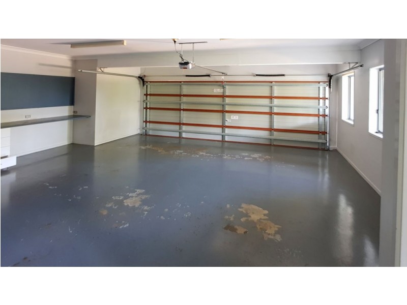 19 Kulki Place, Chapel Hill QLD 4069