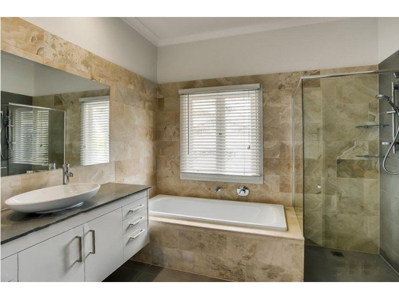 25 Bond Street, Enoggera QLD 4051