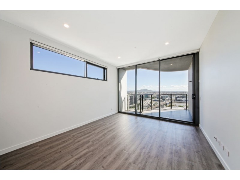 2207/38 Hope Street, South Brisbane QLD 4101