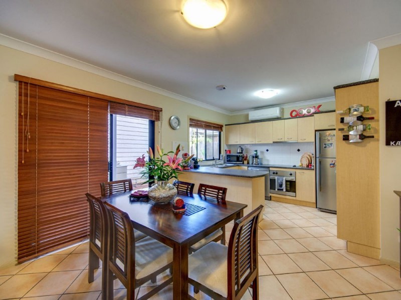 2/46 Alva Terrace, Gordon Park QLD 4031
