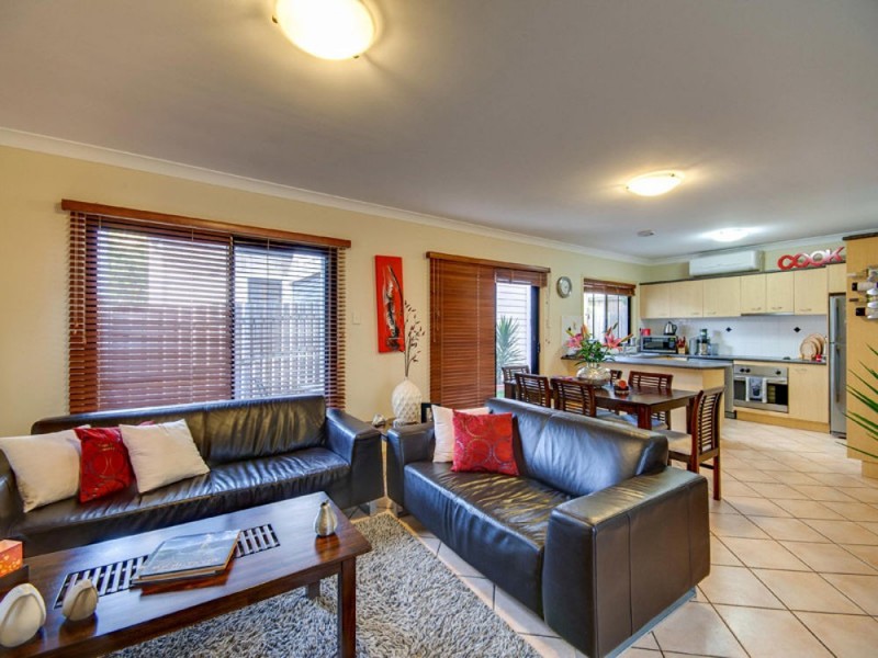 2/46 Alva Terrace, Gordon Park QLD 4031