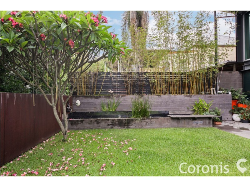 27 Isaac Street, Spring Hill QLD 4000