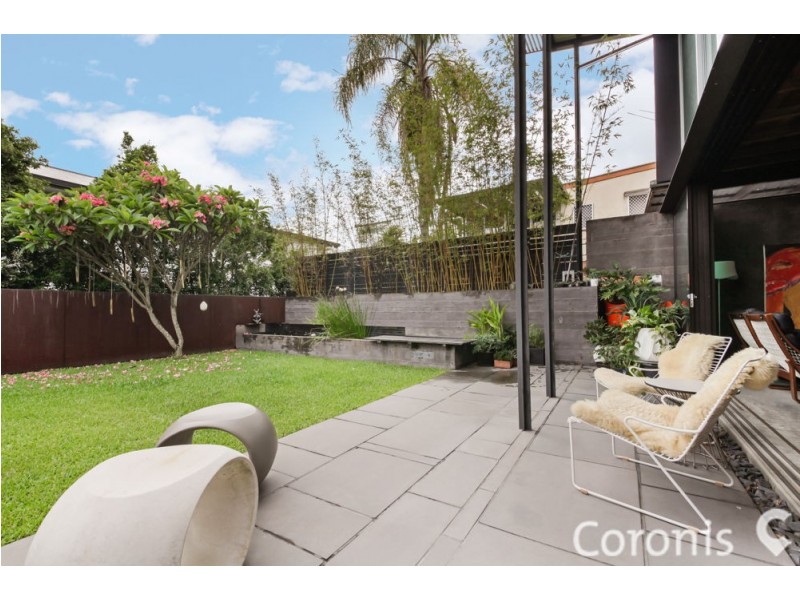 27 Isaac Street, Spring Hill QLD 4000