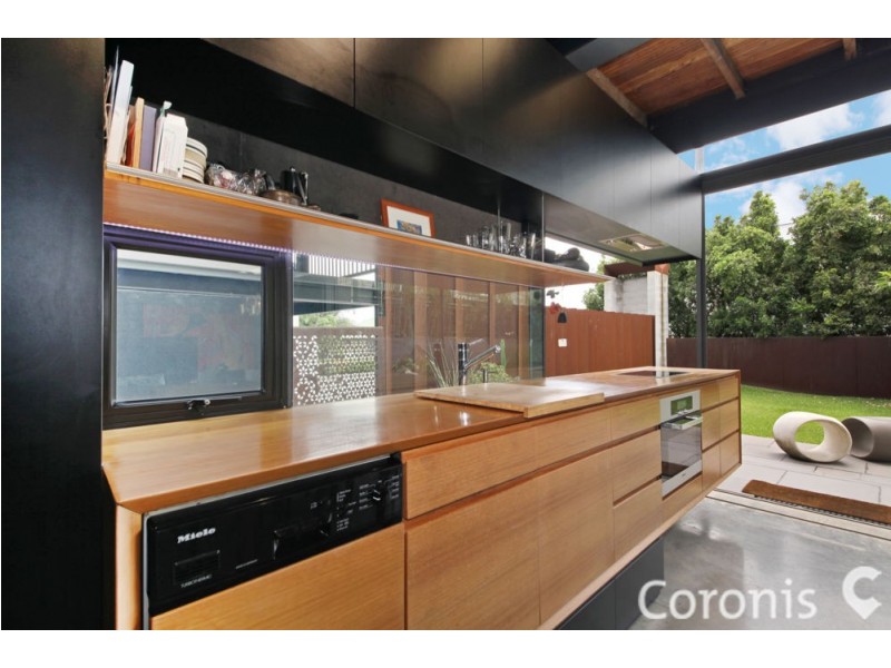 27 Isaac Street, Spring Hill QLD 4000