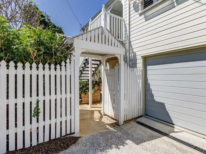 14 Pioneer Street, Toowong QLD 4066
