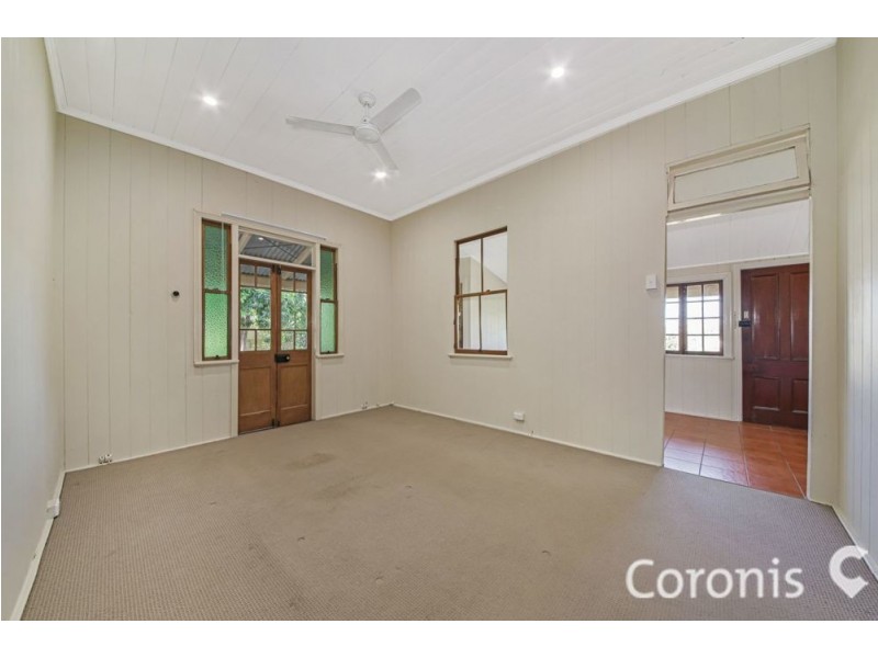 21 Sixth Avenue, Windsor QLD 4030