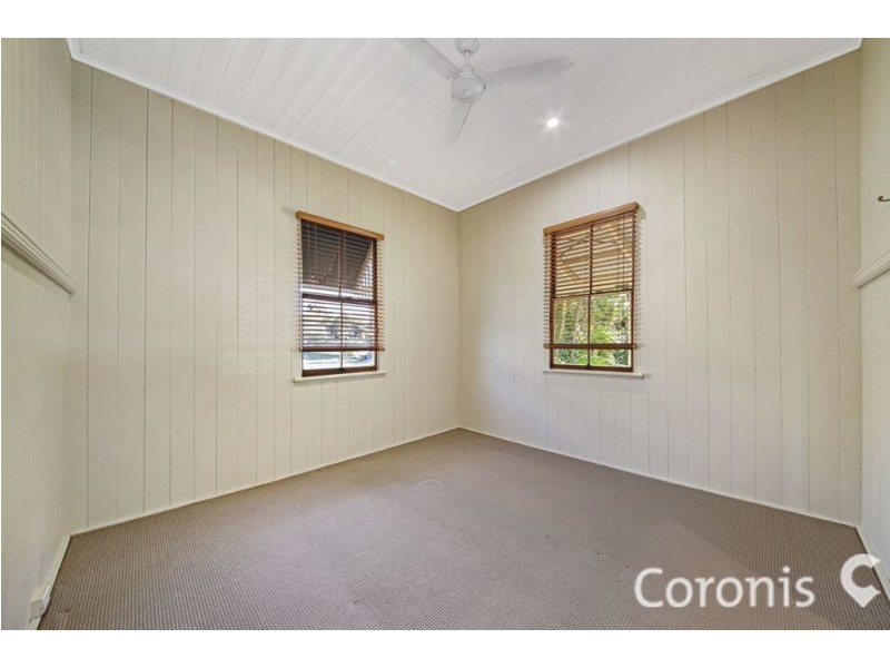 21 Sixth Avenue, Windsor QLD 4030