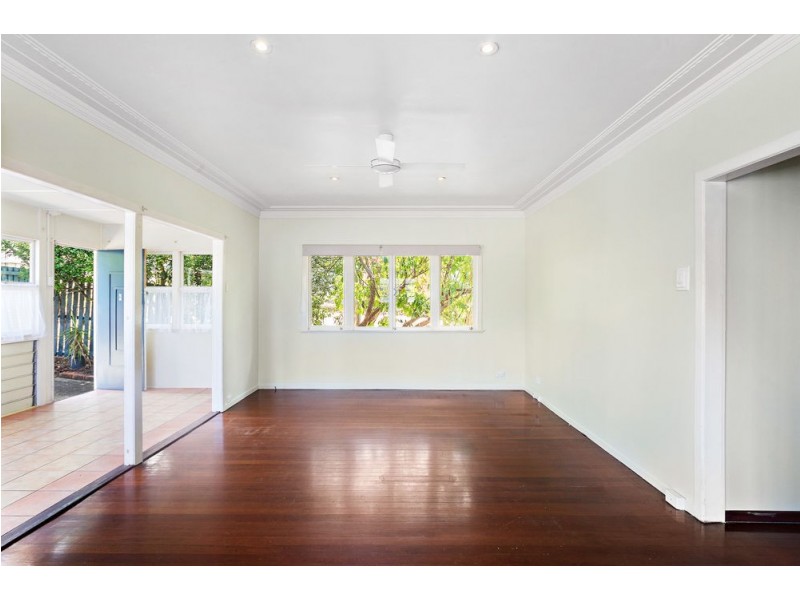 645 Waterworks Road, Ashgrove QLD 4060