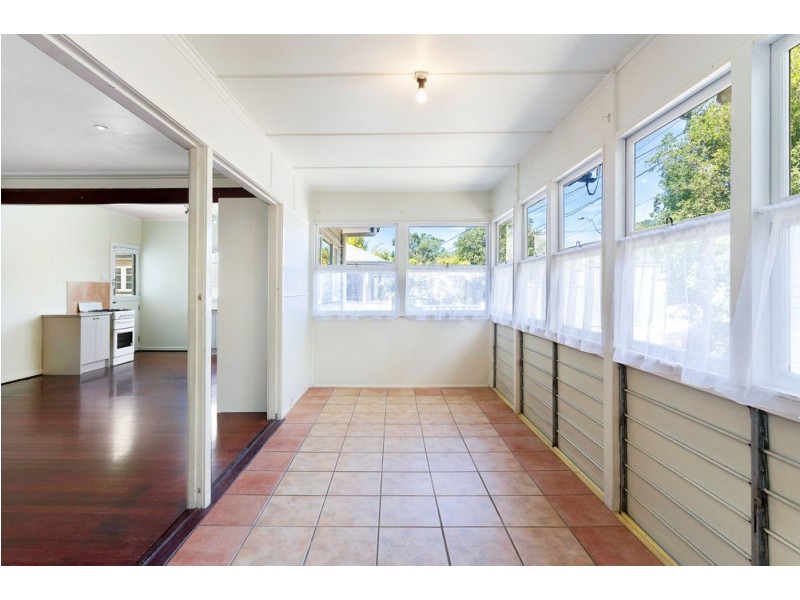 645 Waterworks Road, Ashgrove QLD 4060