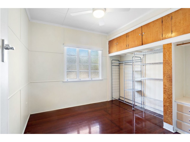 645 Waterworks Road, Ashgrove QLD 4060