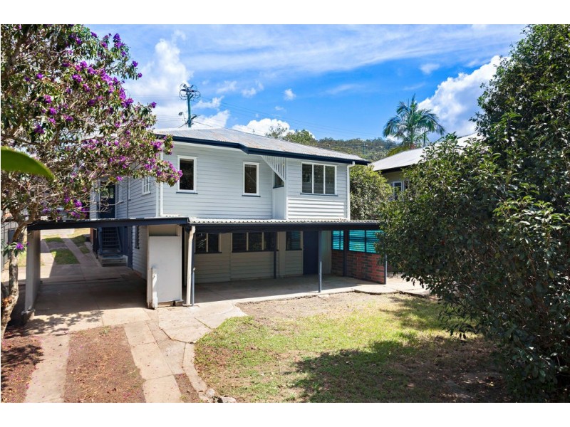 645 Waterworks Road, Ashgrove QLD 4060