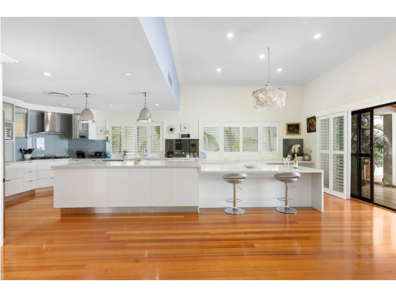 81 Charlton Street, Ascot QLD 4007