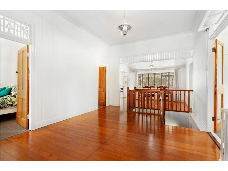 35 Moola Road, Ashgrove QLD 4060