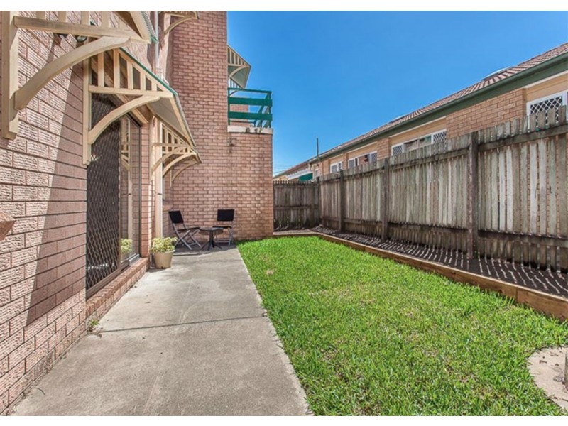 3/17 Dix Street, Redcliffe QLD 4020