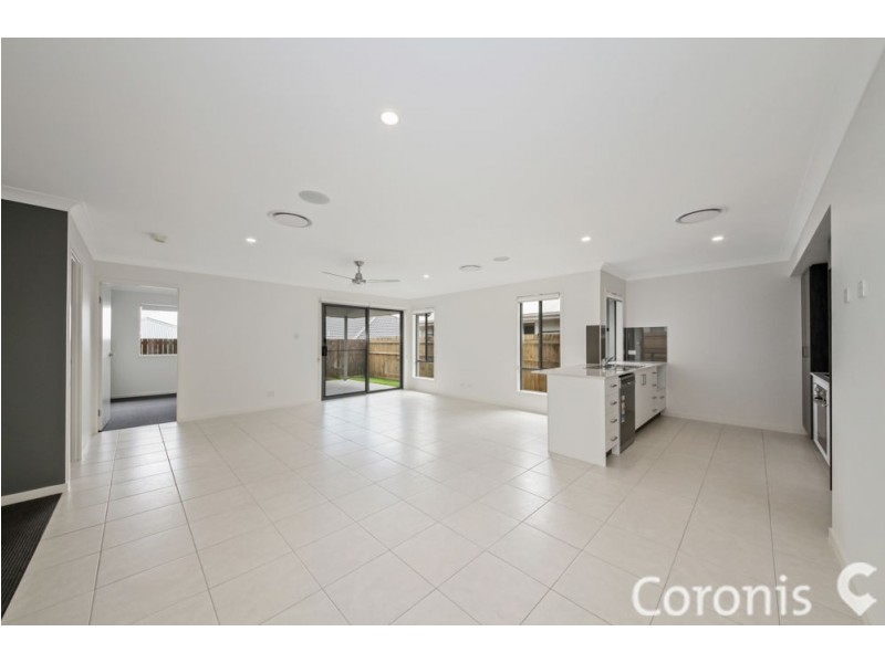 18 Barratta Street, Spring Mountain QLD 4124