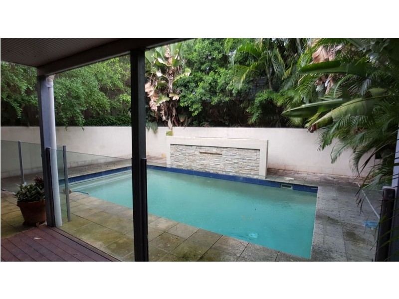 9 Broadway St, Red Hill QLD 4059