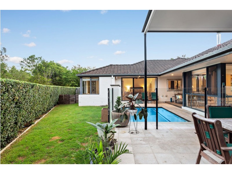 3 Kensington Circuit, Brookfield QLD 4069