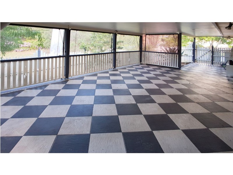 18 Nauria Street, Fig Tree Pocket QLD 4069