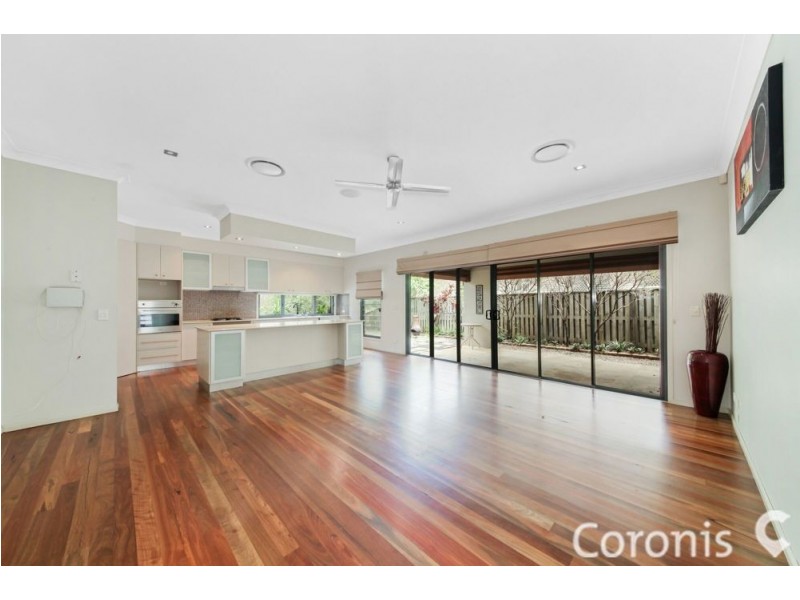 28 Freycinet Place, Calamvale QLD 4116