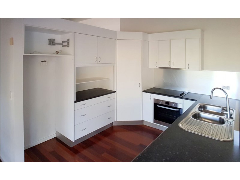 32 Michelangelo St, Fig Tree Pocket QLD 4069