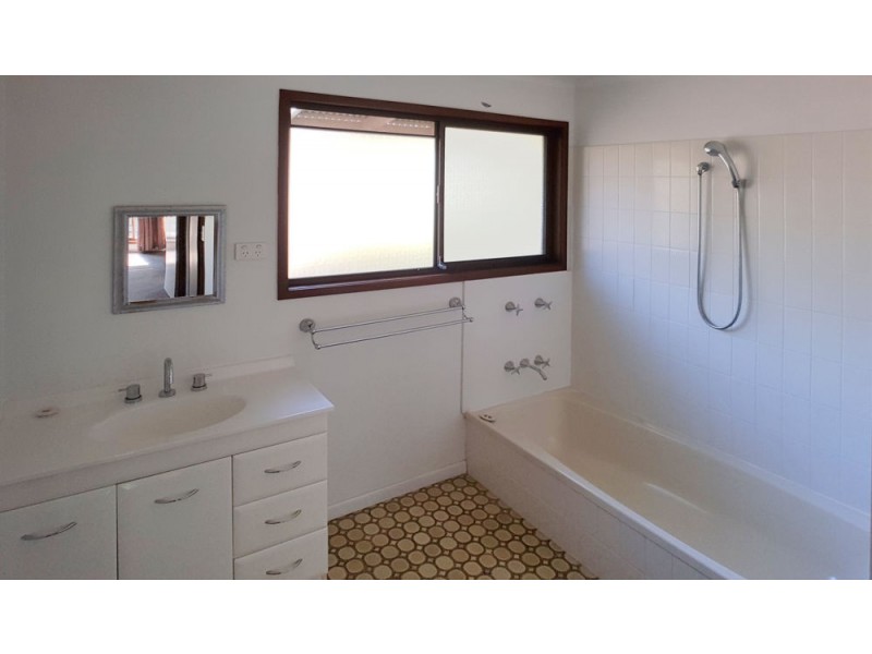 32 Michelangelo St, Fig Tree Pocket QLD 4069