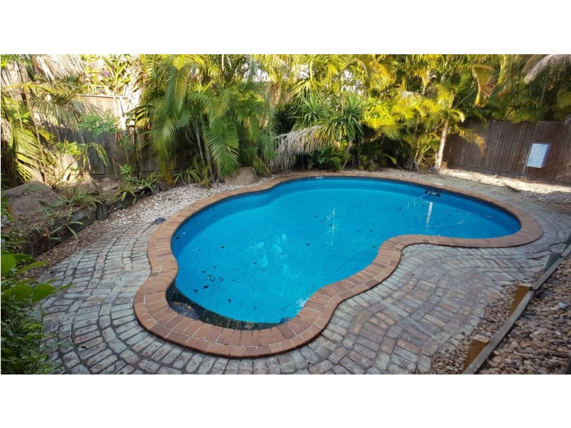 32 Michelangelo St, Fig Tree Pocket QLD 4069