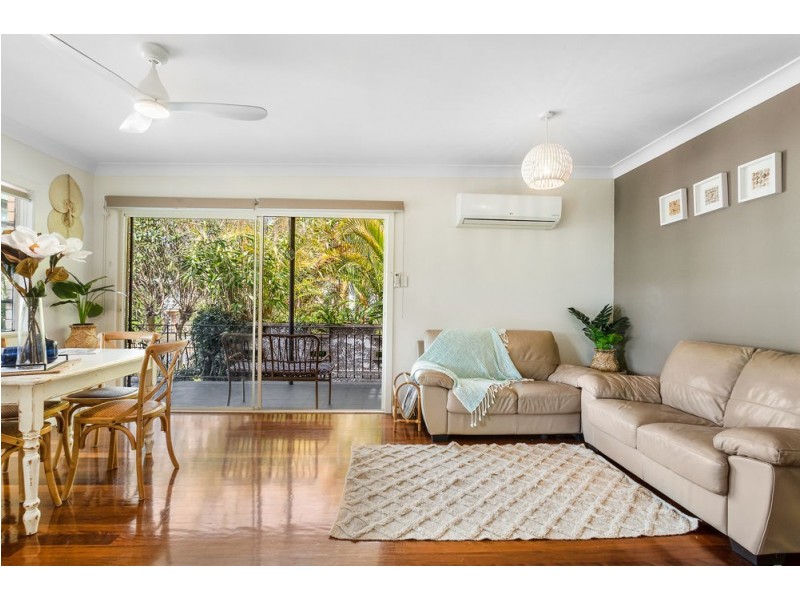 2 Bernarra Street, The Gap QLD 4061