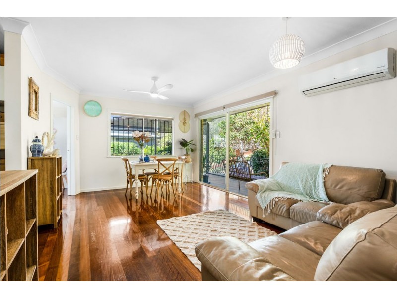2 Bernarra Street, The Gap QLD 4061