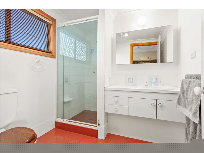 32 Lukin Street, Clayfield QLD 4011