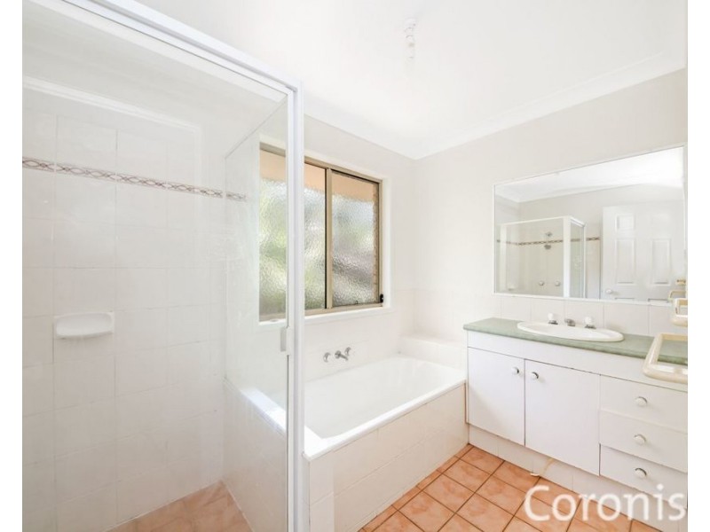 19 Dougy Place, Bellbowrie QLD 4070