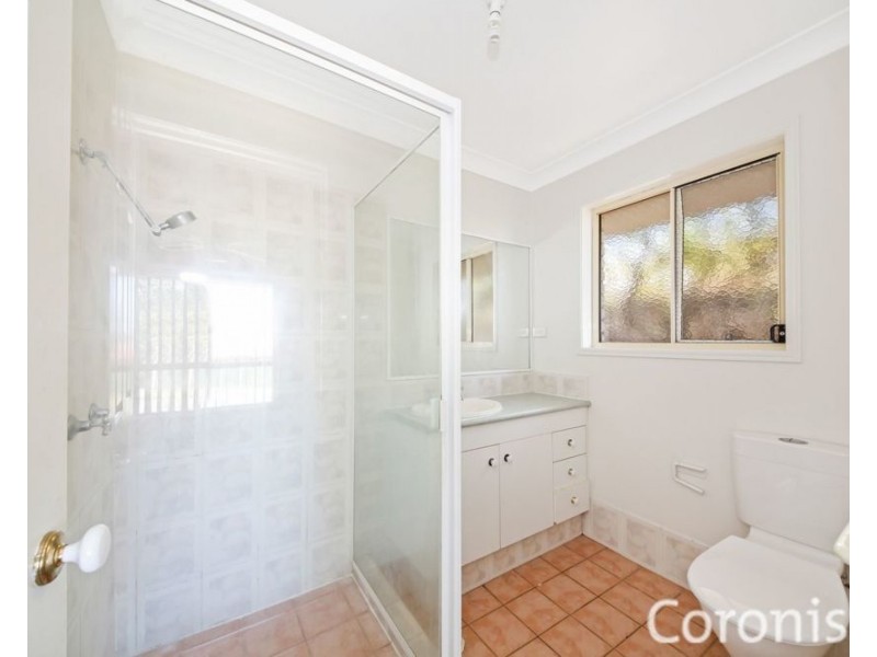 19 Dougy Place, Bellbowrie QLD 4070