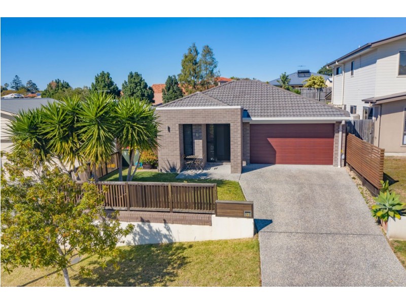 6 Ladbroke Street, Wakerley QLD 4154