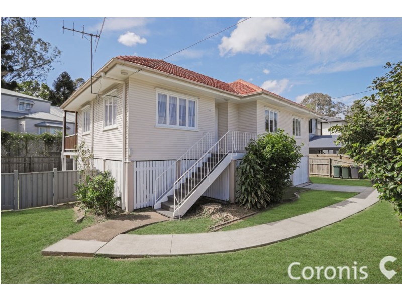 249 Fletcher Parade, Bardon QLD 4065