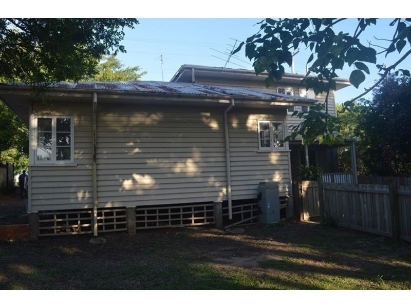 129 Manly Road, Manly West QLD 4179