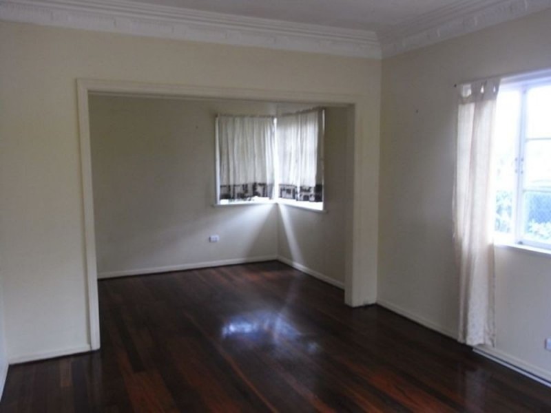 129 Manly Road, Manly West QLD 4179