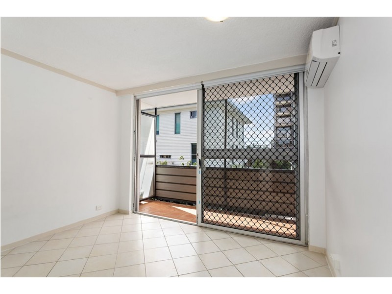 2/5 Hardgrave Road, West End QLD 4101