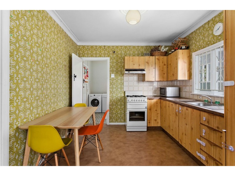 16 Coronation Street, Bardon QLD 4065