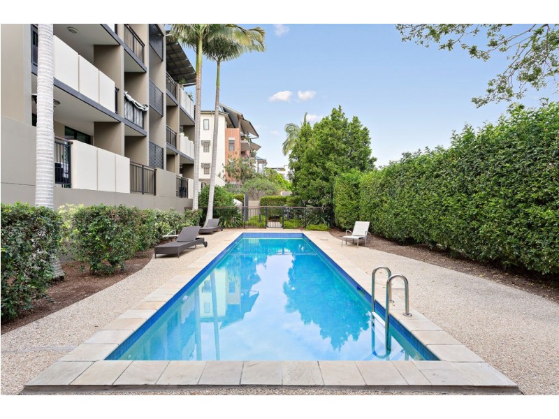 21/1 Newstead Avenue, Newstead QLD 4006
