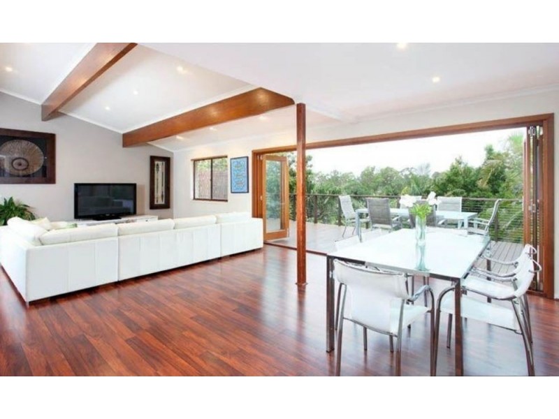15 Morningview St, Chapel Hill QLD 4069