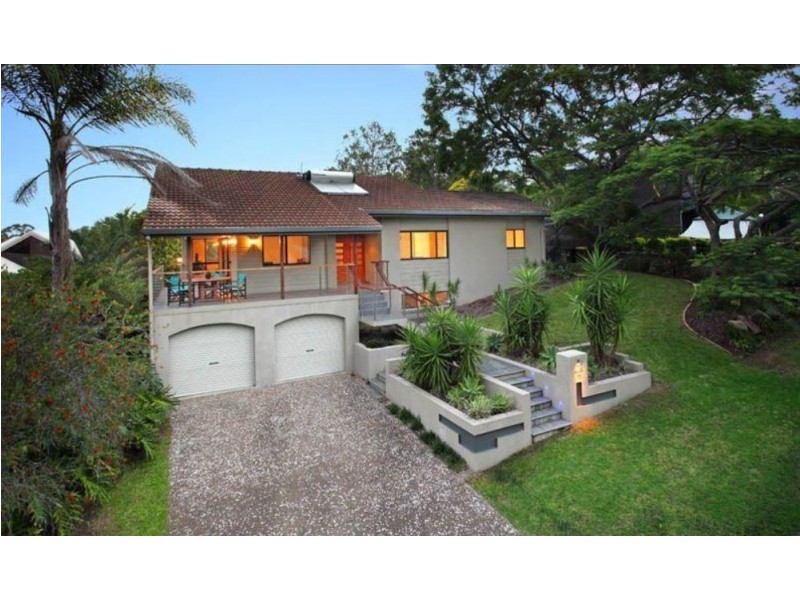 15 Morningview St, Chapel Hill QLD 4069