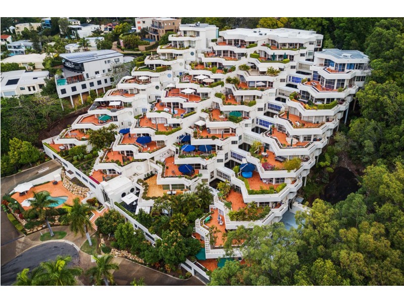 2/32 Tipuana Place, Bardon QLD 4065