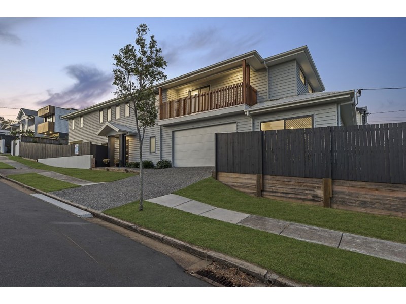 2 Chermside Street, Grange QLD 4051