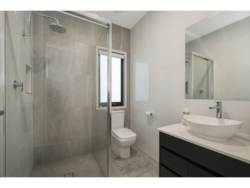 2 Chermside Street, Grange QLD 4051