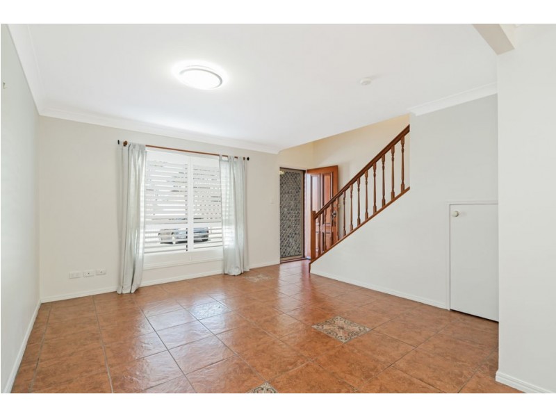 8/30 Glenalva Terrace, Enoggera QLD 4051