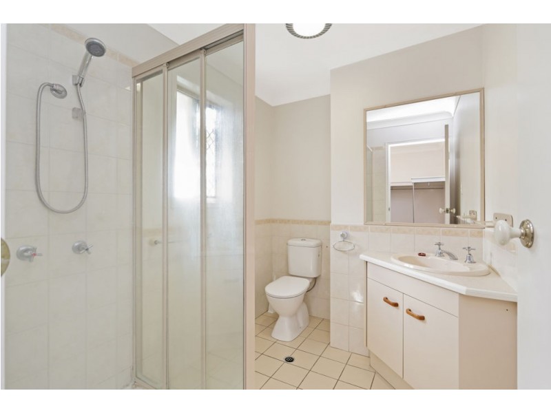 8/30 Glenalva Terrace, Enoggera QLD 4051