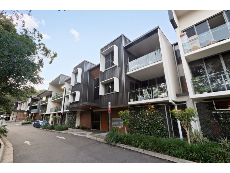 46/390 Simpsons Road, Bardon QLD 4065