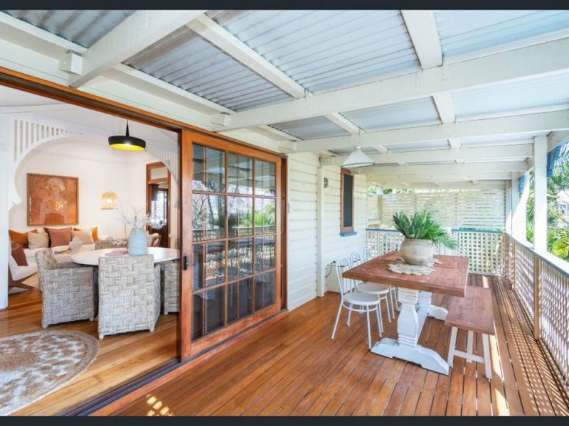24 The Drive, Bardon QLD 4065